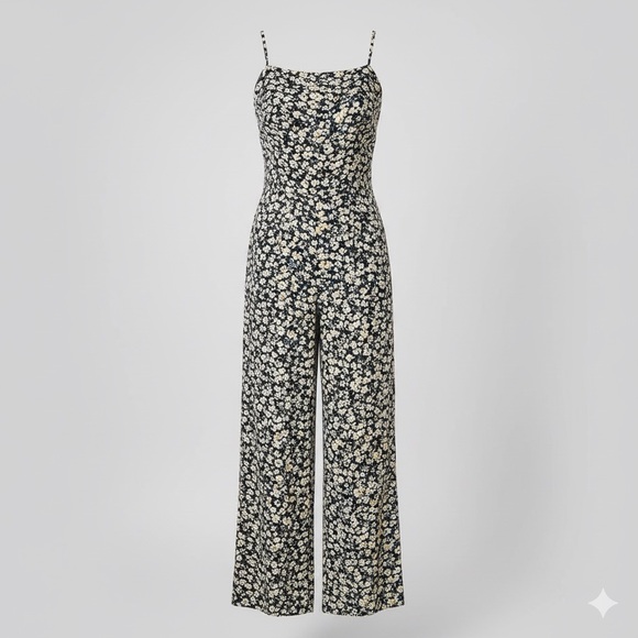 Old Navy Dresses & Skirts - Old Navy XXL Dress Blue and white Flowers